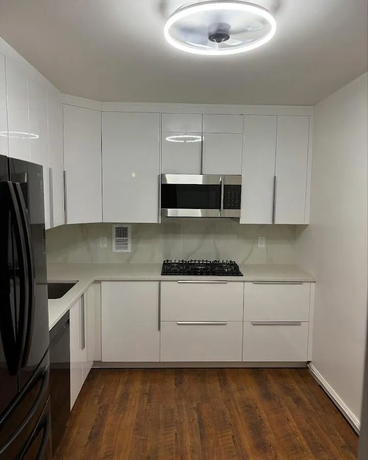 Renovated kitchen with quartz countertops in Southampton